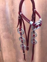 Cabeçada Argolas Duplas com Sujigola Cor Vermelha Couro, Leg Para Desfile Campeonato Provas