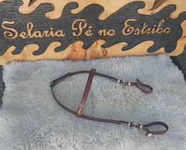 Cabeçada com fivela em cima