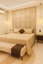 Cabeceira 2,40x1,60 Dominó com placas Estofadas Autocolantes