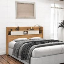 Cabeceira com Prateleiras Nyce Queen Freijó e Off White Cabeceira com Prateleiras Nyce Queen Freijó e Off White