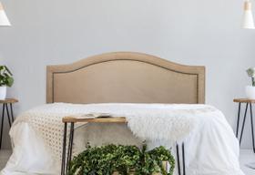 Cabeceira King Curva Luxo 193x60 Suede Bege - Tachas Fumê