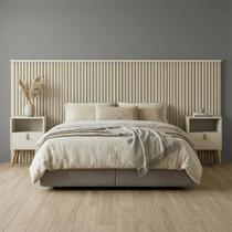 Cabeceira Ripada Casal Queen e Mesa Retrô Off White