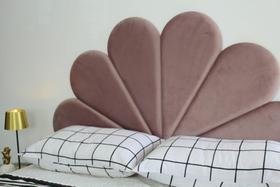 Cabeceira Solteiro Pétalas Luxo Estofada - Veludo Rose - 120x60cm