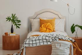 Cabeceira Solteiro Provençal 90x60cm Suede Off White - Prata Cabeceira Solteiro Provençal 90x60cm Suede Off White - Prata