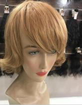 Cabelo curto com franja