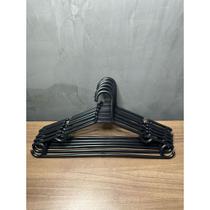 Cabide adulto kit com 10 20 30 40 50 60 70 unidades reforçado para calças camisetas. Cabide adulto kit com 10 20 30 40 50 60 70 unidades reforçado para calças camisetas.