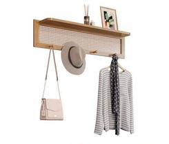 Cabideiro Porta Bolsas Fixo de Parede em Madeira Maciça Com 4 Pinos Prateleira e Detalhe Rattan Cabideiro Porta Bolsas Fixo de Parede em Madeira Maciça Com 4 Pinos Prateleira e Detalhe Rattan