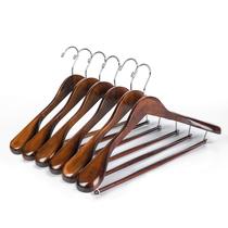Cabides de Madeira Luxuosos com Ombro Largo - Pacote com 6 Cabides de Madeira Luxuosos com Ombro Largo - Pacote com 6