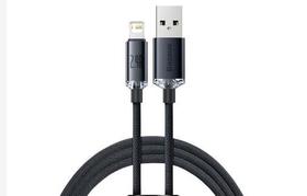 Cabo Lightning Reforçado 2.4a Para iPhone E iPad 1,8m Cabo Lightning Reforçado 2.4a Para iPhone E iPad 1,8m