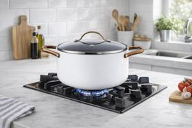 Caçarola 2,7L 20cm Antiaderente com Tampa de Vidro e Saída de Vapor Alumínio Resistente Caçarola 2,7L 20cm Antiaderente com Tampa de Vidro e Saída de Vapor Alumínio Resistente
