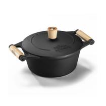 Caçarola Tradição 16 cm 1,2 L em Ferro Fundido e Alça de Madeira Panela Mineira Caçarola Tradição 16 cm 1,2 L em Ferro Fundido e Alça de Madeira Panela Mineira