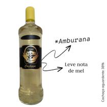 Cachaça curtida em Amburana, Carvalho ou Jequitibá com notas de mel, pimenta, zimbro, canela, anis - 38% Brasil 900ml