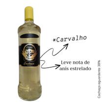 Cachaça curtida em Amburana, Carvalho ou Jequitibá com notas de mel, pimenta, zimbro, canela, anis - 38% Brasil 900ml