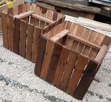 Cachepôs de madeira rústico