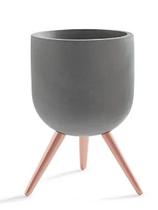 Cachepot em Cimento com Suporte em Metal Mart Cachepot em Cimento com Suporte em Metal Mart