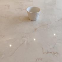 Cachepot Mosaico Zig-Zag Off-White Brilho (P) Cachepot Mosaico Zig-Zag Off-White Brilho (P)