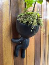 Cachepot Robert com Braço Lateral Preto - Ideal para Plantas e Decoração