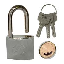 Cadeado com 03 Chaves Atômicas Anti-copia Alta Segurança 38mm TRI-ANGLE Cadeado com 03 Chaves Atômicas Anti-copia Alta Segurança 38mm TRI-ANGLE