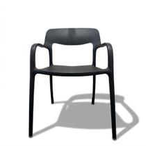 Cadeira Bossa Nova Preta com Braços Design Moderno Pra Sala de Jantar, Cozinha ou Área Gourmet Cadeira Bossa Nova Preta com Braços Design Moderno Pra Sala de Jantar, Cozinha ou Área Gourmet