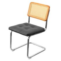 Cadeira Cesca Encosto Madeira Clara e Palha Natural Assento Poliuretano (PU) Preto Base Aço Cromado Cadeira Cesca Encosto Madeira Clara e Palha Natural Assento Poliuretano (PU) Preto Base Aço Cromado