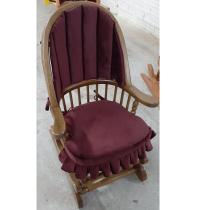 Cadeira De Balanço 90 X 64 X 50 - Móveis De Gramado - Flávio Comércio de Móveis de Gramado Ltda
