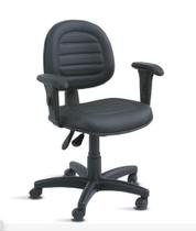 Cadeira de Escritório com Costura Ergonômica Couro Preto - Qualiflex