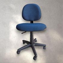 Cadeira de Escritório Executiva com Lâmina Base Giratória cor Azul com Preto Cadeira de Escritório Executiva com Lâmina Base Giratória cor Azul com Preto