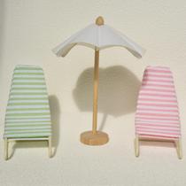 Cadeira De Praia Miniatura Em Ferro Forjado 1:12 Com Guarda-Sol De Madeira Para Decorações De Festa