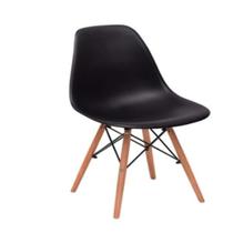 Cadeira Eiffel Eames Preta Base Madeira Cadeira Eiffel Eames Preta Base Madeira