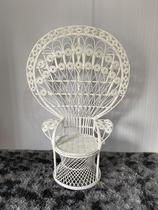 Cadeira Emanuele Branca Sofisticação e Charme para Decoração de Ambientes