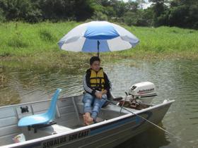 Cadeira Giratória para Barco de Alumínio cor Azul com Guarda sol Articulável Banco do Piloteiro - BI-Náutica