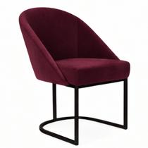 Cadeira Lua Metal Preto Decorativa Estofada em Veludo Bordô para Sala e Escritório Cadeira Lua Metal Preto Decorativa Estofada em Veludo Bordô para Sala e Escritório