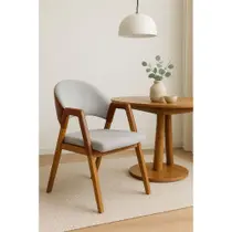 Cadeira Luiza Sala de Jantar com Braço Madeira Maciça Movellu Home Cadeira Luiza Sala de Jantar com Braço Madeira Maciça Movellu Home