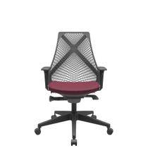 Cadeira Office Bix Tela Preta Assento Poliéster Vinho Autocompensador Base Piramidal 95cm - 64020