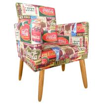 Cadeira Poltrona Para Sala de Estar Quarto Recepção Decorativa Pés madeira Pálito C/Rodapé Nina Estampada Suede Coca Cola - Maitê Moda Casa