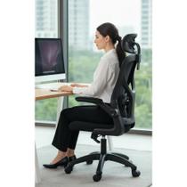 Cadeira Presidente Ergonômica Tela Mesh Ajustável Preta Cadeira Presidente Ergonômica Tela Mesh Ajustável Preta