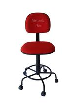 Cadeira secretaria com regulagem de altura - base de ferro - rodízio e apoio de pé tecido vermelho
