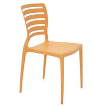 Cadeira Tramontina Sofia em Fibra de Vidro Laranja com Encosto Horizontal Cadeira Tramontina Sofia em Fibra de Vidro Laranja com Encosto Horizontal