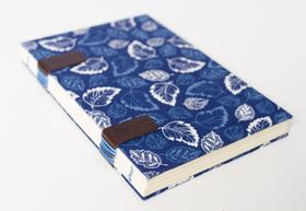 Caderno Artesanal com costura exposta 20,5x14cm. 192pág. SKTbookref.23557CNO.