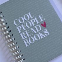 Caderno de leituras Cool People Read Books Tamanho A5 Caderno de leituras Cool People Read Books Tamanho A5