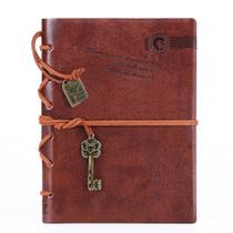 Caderno Vintage EvZ 7" de Couro com Fechamento em Chave