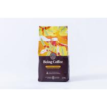 Café Torrado em Grãos Being Coffee Variedade Cerrado Mineiro Pacote 250g