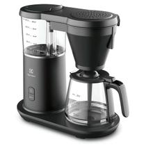 Cafeteira Elétrica Electrolux automática preta Expert com Tecnologia PerfectSense CMP70