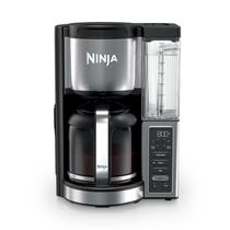 Cafetera Ninja CE451 programable de 14 tazas con jarra de vidrio y depósito de agua extraíble de 70 oz Cafetera Ninja CE451 programable de 14 tazas con jarra de vidrio y depósito de agua extraíble de 70 oz