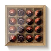 Caixa 16 Doces Quadrada Kraft com Tampa Cristal - 10 unidades - 16,8x16,8x4cm - Cromus Profissional Caixa 16 Doces Quadrada Kraft com Tampa Cristal - 10 unidades - 16,8x16,8x4cm - Cromus Profissional
