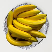 Caixa 5 Bananas Artificiais 20cm Frutas Artificiais Resistentes e Versáteis para Decoração Temática
