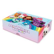 Caixa 6 Doces Retangular com Visor - A Casa Mágica da Gabby - 1 unidade - Festcolor - Rizzo Caixa 6 Doces Retangular com Visor - A Casa Mágica da Gabby - 1 unidade - Festcolor - Rizzo