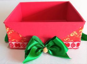 Caixa Cartonada Panetone 400g 15x15x6 Caixa Cartonada Panetone 400g 15x15x6
