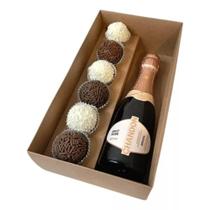 Caixa Com Tampa Transparente Garrafa Mais 6 Doces Kraft Un - Ideia