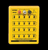 Caixa de Década de Capacitância Extech 380405